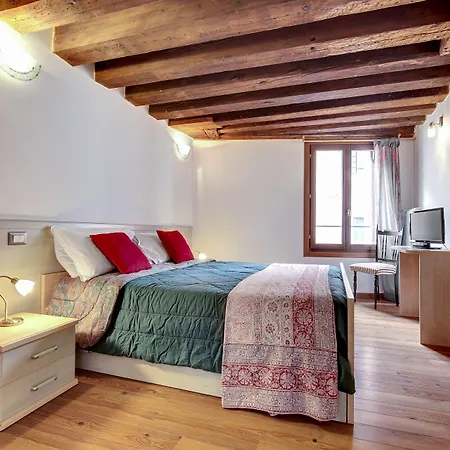 Residenza Valier - Rialto By Wonderful Italy-2